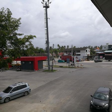 Hotel Aban Transit House Kampung Kuala Besut Exterior foto