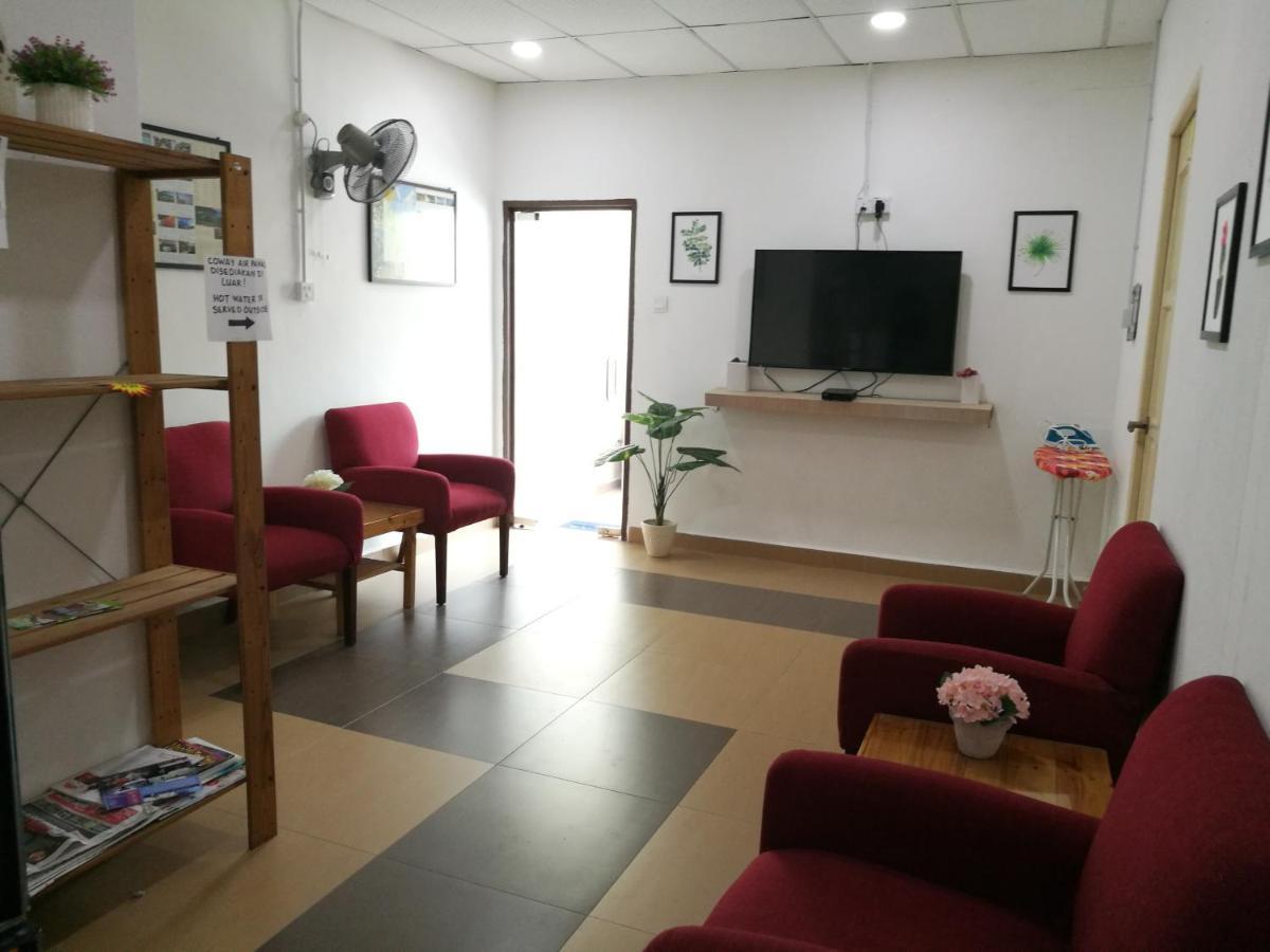 Hotel Aban Transit House Kampung Kuala Besut Exterior foto
