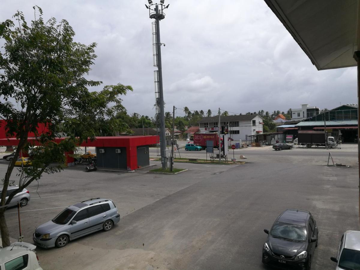 Hotel Aban Transit House Kampung Kuala Besut Exterior foto
