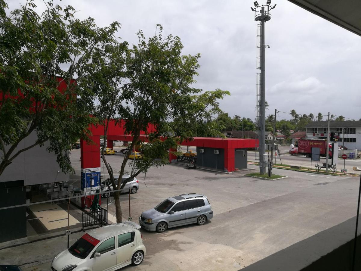 Hotel Aban Transit House Kampung Kuala Besut Exterior foto