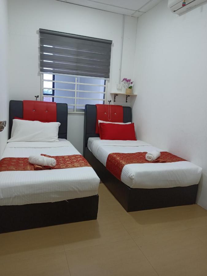 Hotel Aban Transit House Kampung Kuala Besut Exterior foto