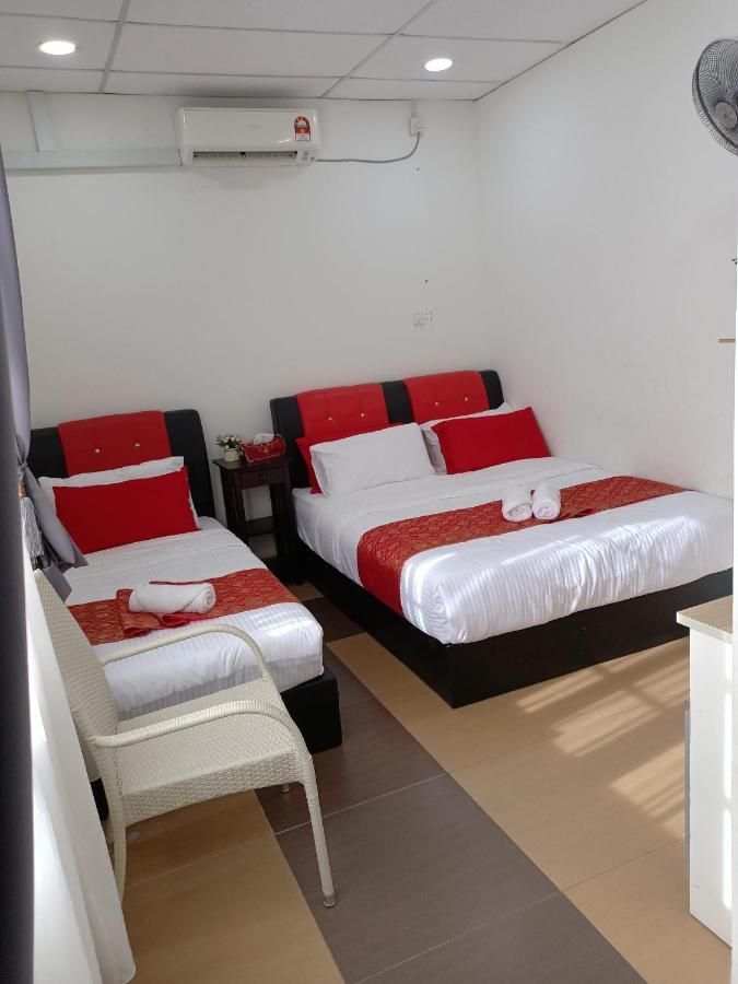 Hotel Aban Transit House Kampung Kuala Besut Exterior foto