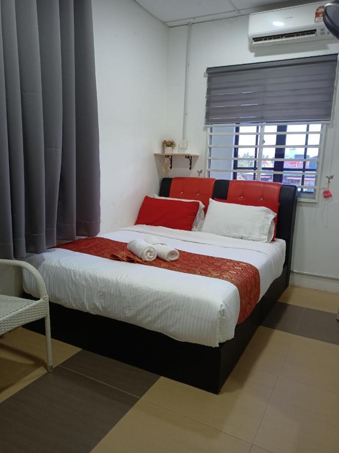 Hotel Aban Transit House Kampung Kuala Besut Exterior foto