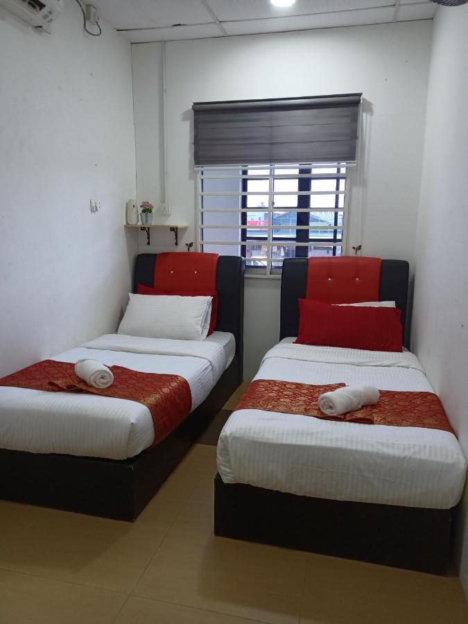 Hotel Aban Transit House Kampung Kuala Besut Exterior foto