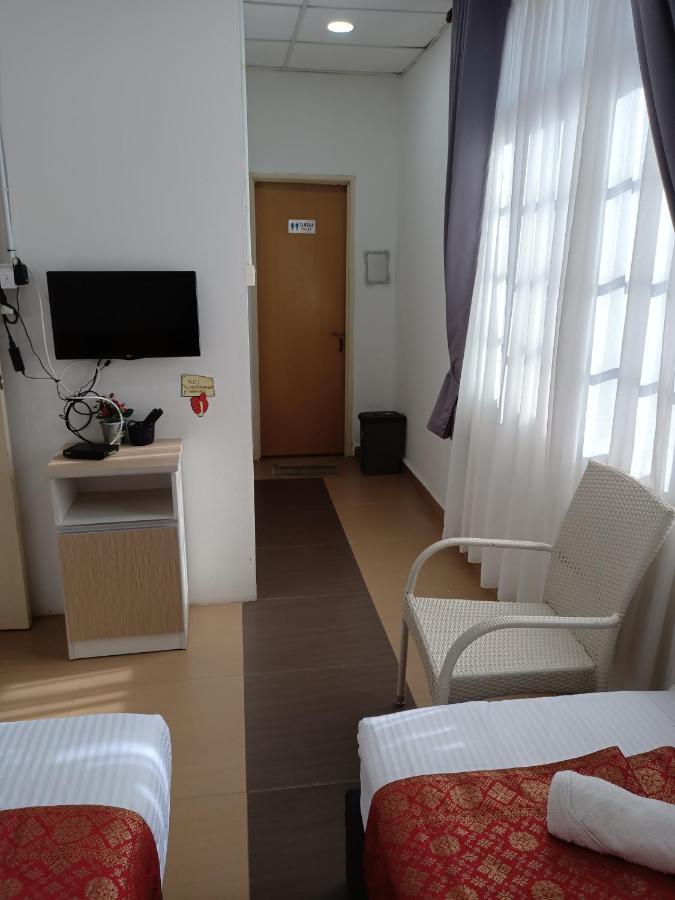 Hotel Aban Transit House Kampung Kuala Besut Exterior foto